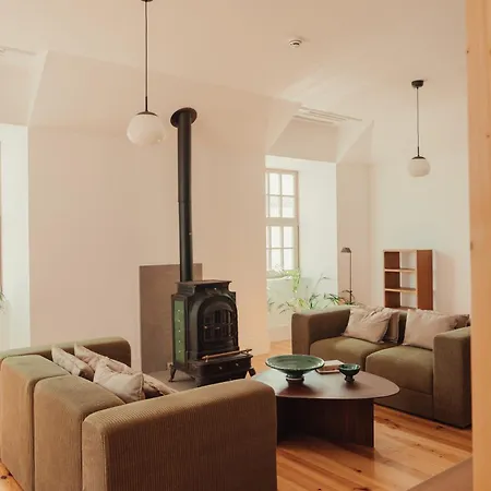 Collares Petit Palais Vila *