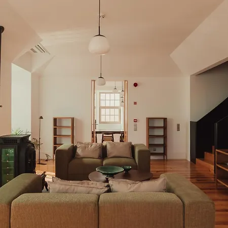 Collares Petit Palais * Sintra