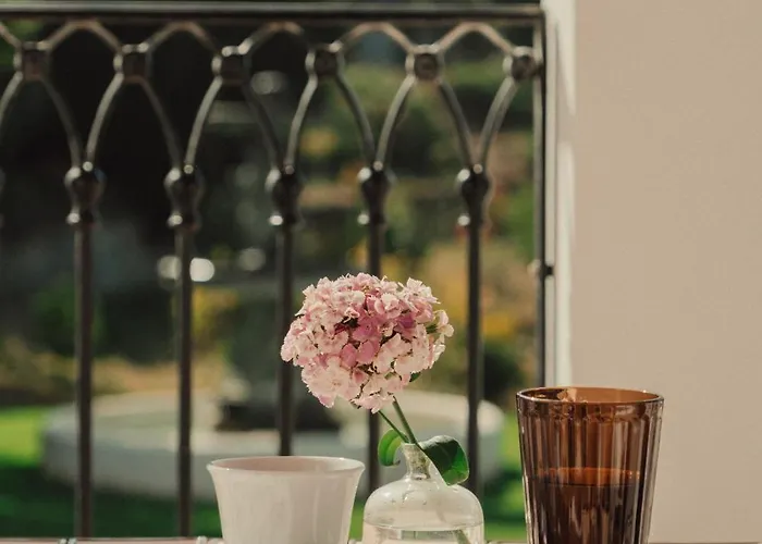 Collares Petit Palais * Sintra