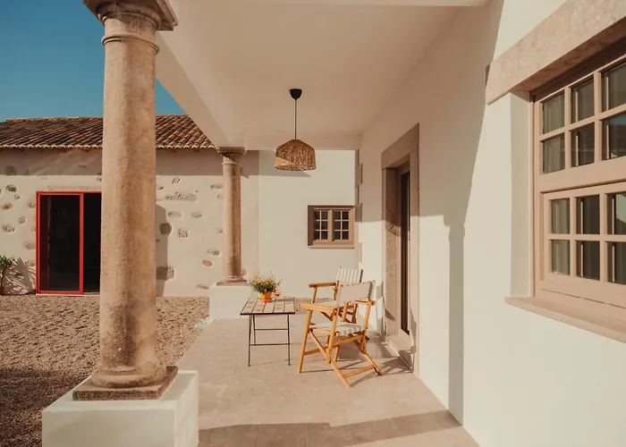 Collares Petit Palais Villa Sintra